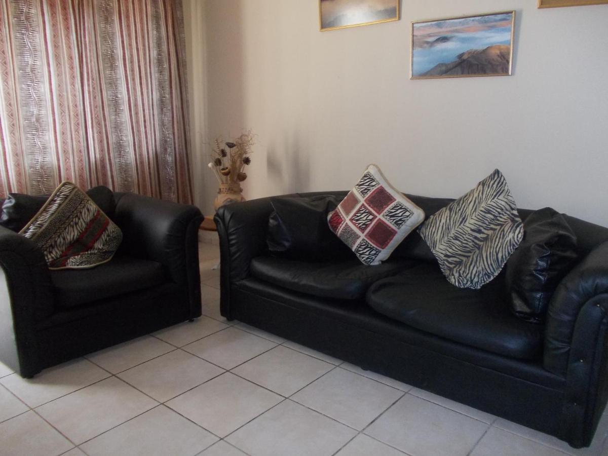 Huis Klipdriftself Catering &B&B Henties Bay Exteriör bild