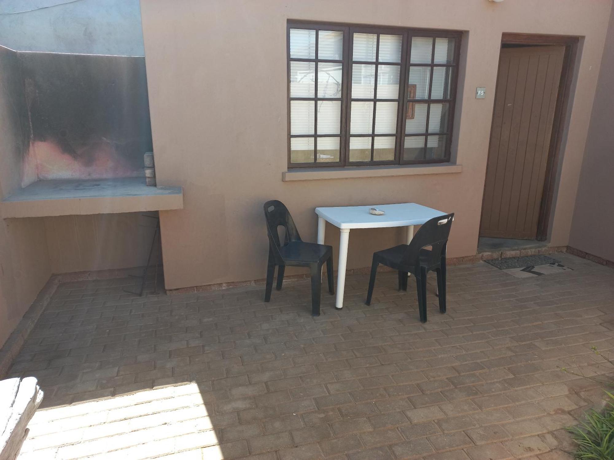 Huis Klipdriftself Catering &B&B Henties Bay Exteriör bild